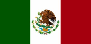 Bandera-tricolor-Mexicana-con-el-aguila-devorando-una-serpiente-verde-blanco-y-rojo